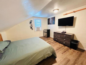 Nice room by Whole Foods Brown University with shared bathroom and kitchen cdd